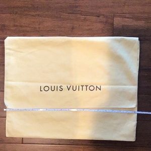 LOUIS VUITTON DUST BAG 18” x 14”